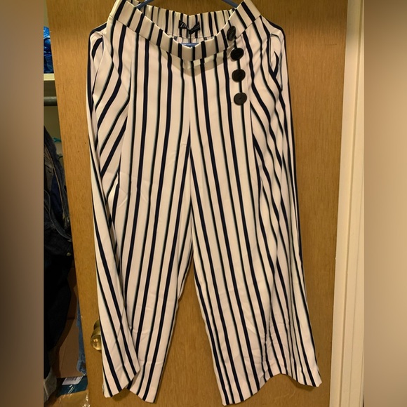 ZARA. White And Blue Trouser Pants - Picture 3 of 9